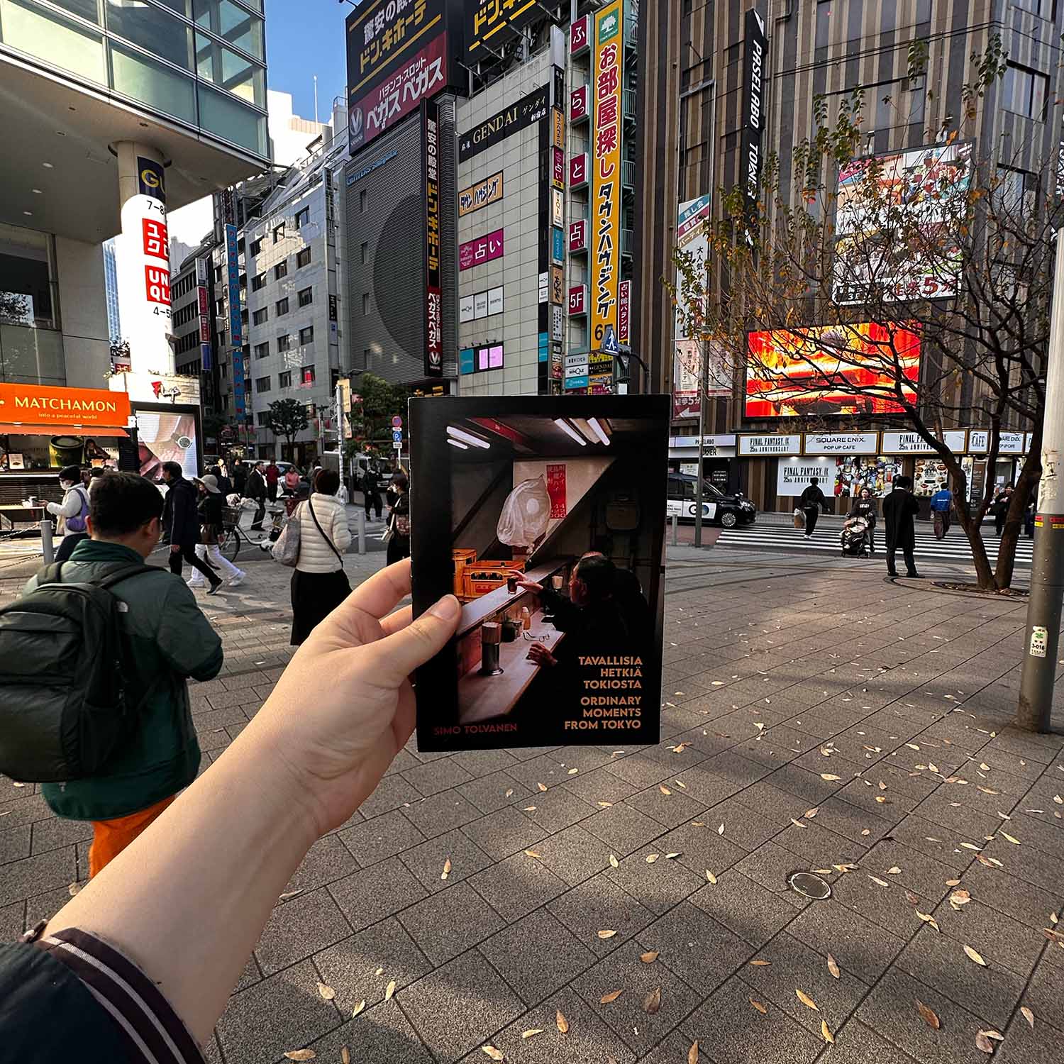 Tavallisia hetkiä Tokiosta - valokuvazine - Simo Tolvanen